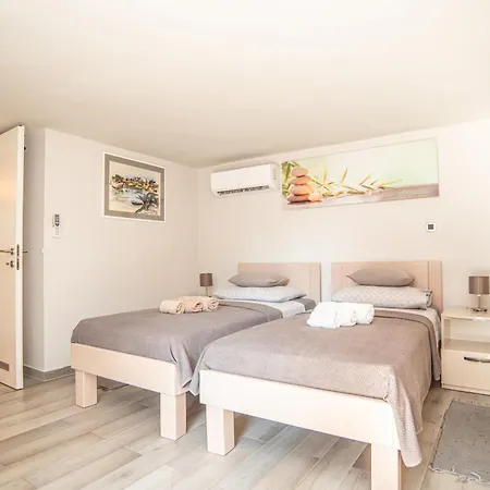 Villa Bandic Baška Voda